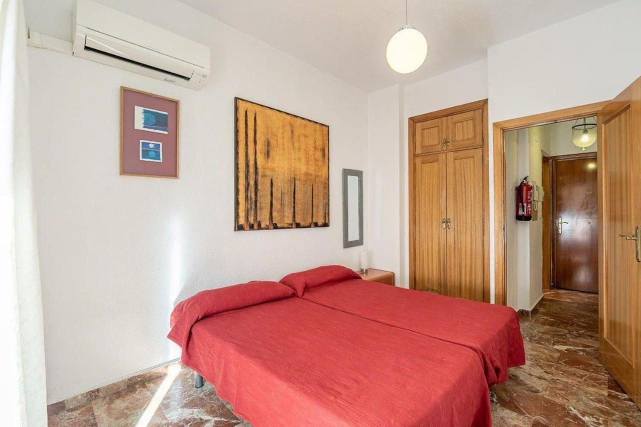 Modern Apartment In The Heart Of Гранада Екстериор снимка